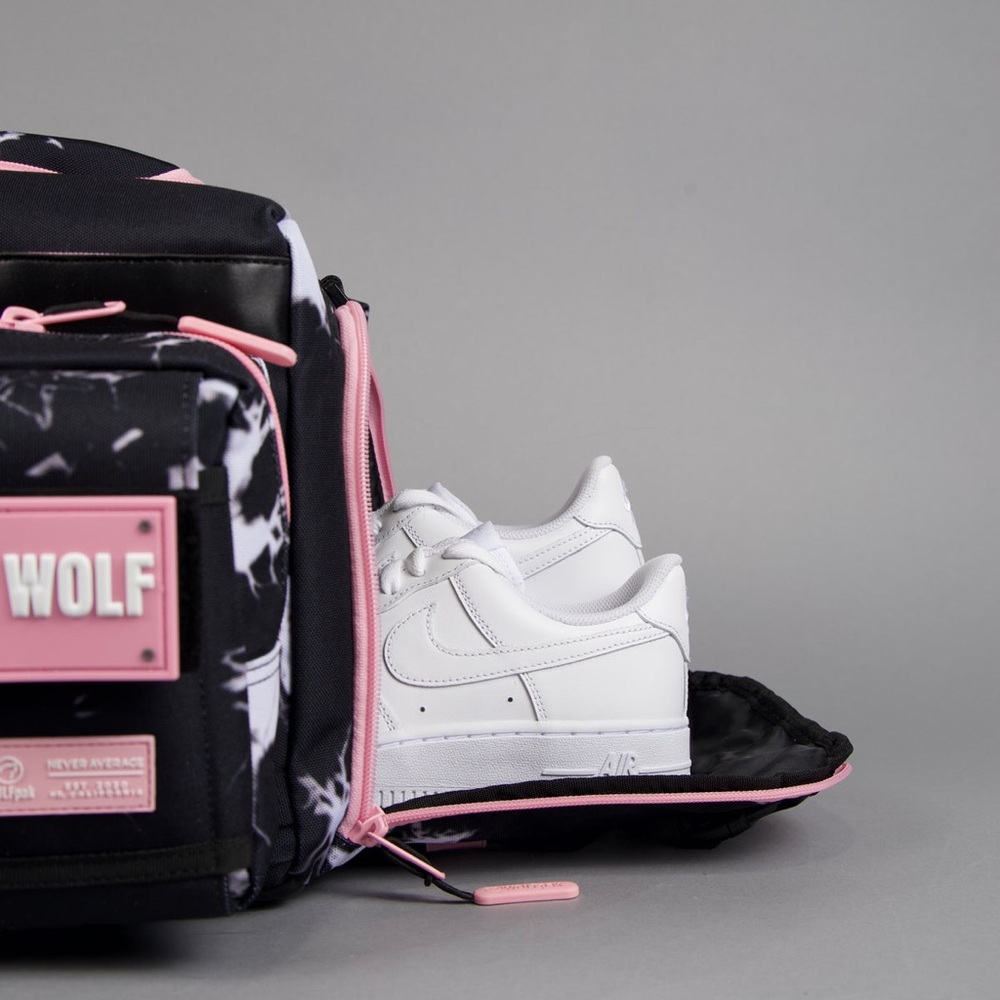 40L ULTIMATE DUFFLE BAG BLACK LIGHTNING KNOCKOUT PINK - Picture 11 of 16